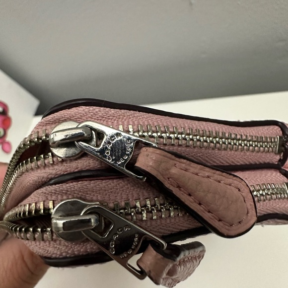 Coach double zipper Wristlet - Picture 3 of 11